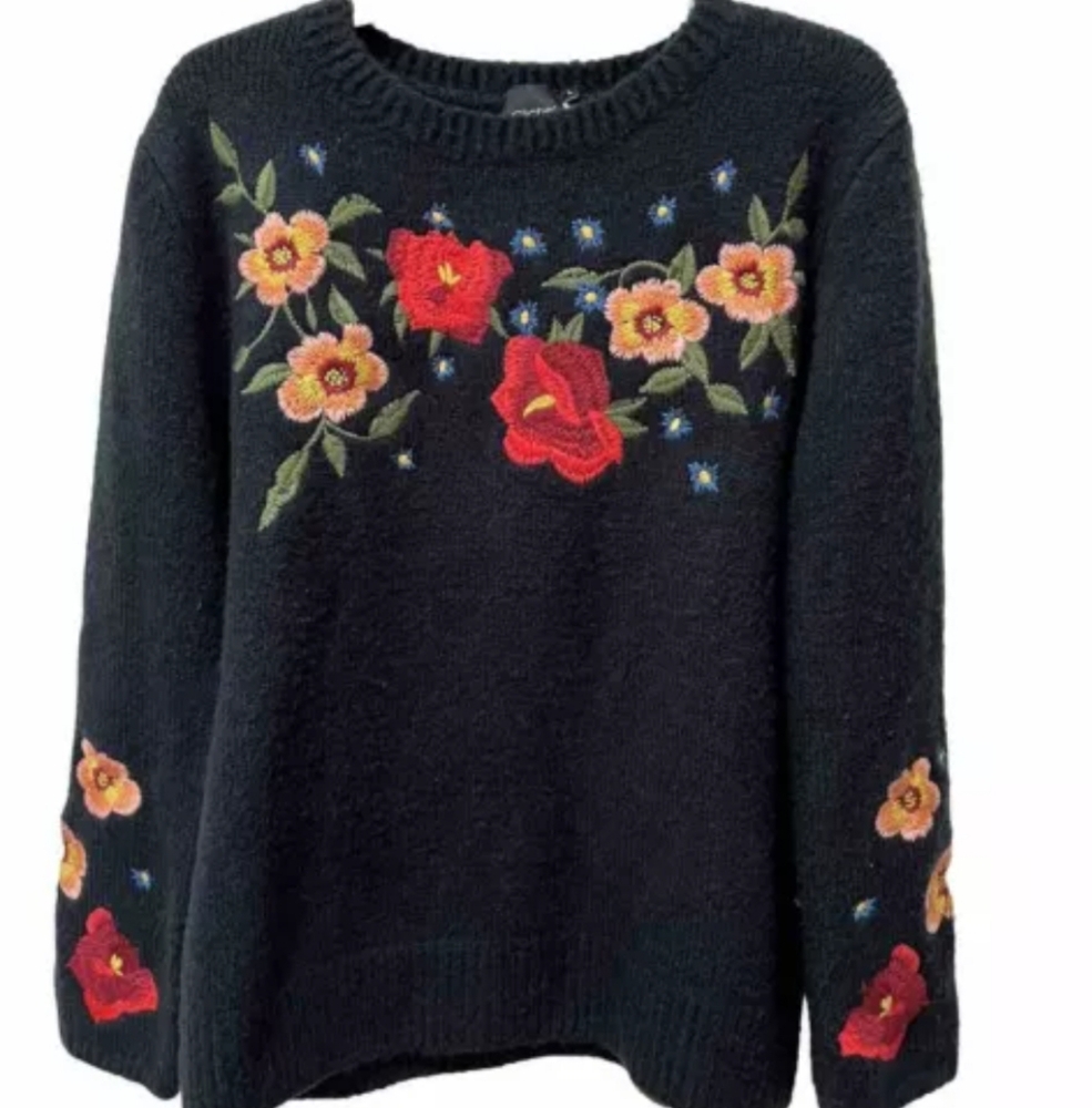 Cliche` Floral Embroidered Heavy Sweater Large